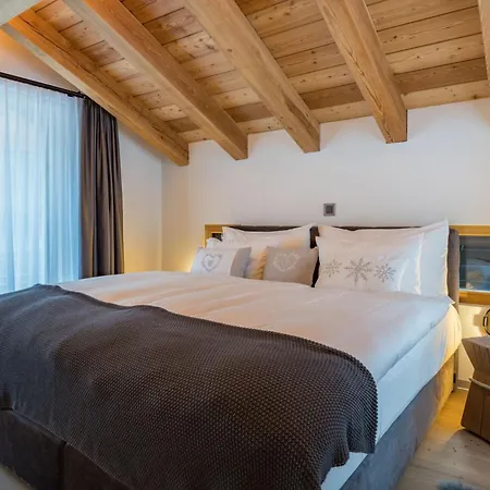 Luxury Colosseo Ζερμάτ