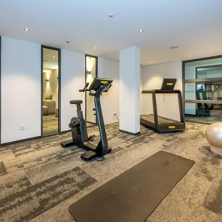 Luxury Colosseo Appartement *