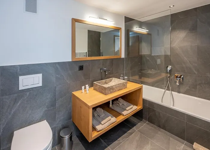 Luxury Colosseo Daire *